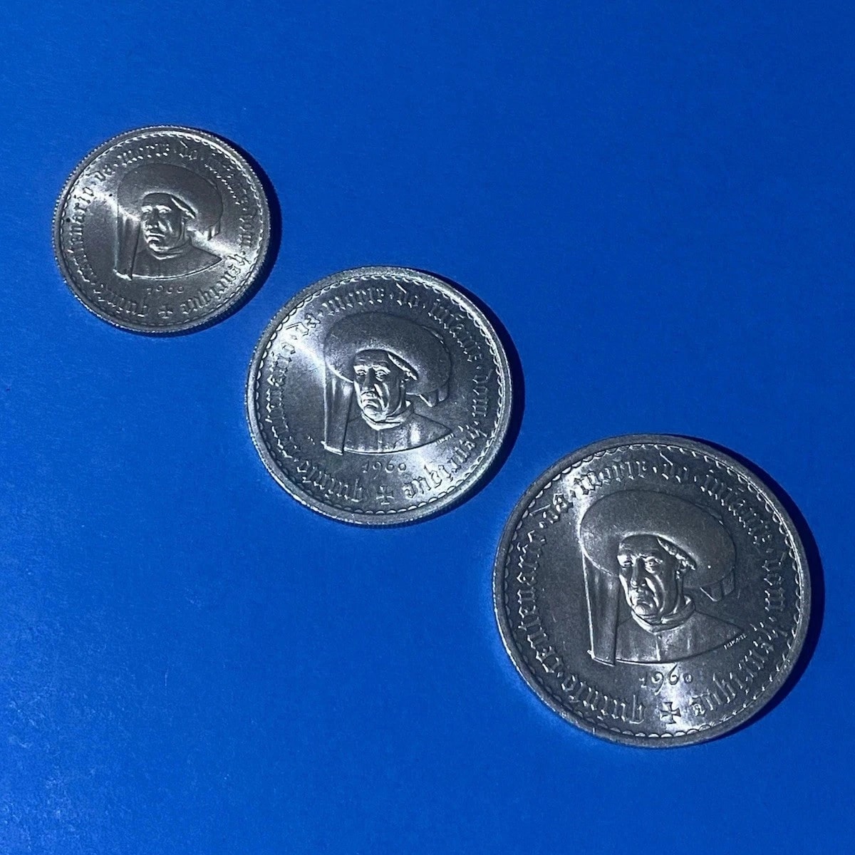 Сет 1960: 5, 10 и 20 Эскудос - Генрих Навигатор - Штамп люстр, Испания, 1960, Эскодос, серебро, состояние UNC — аверс